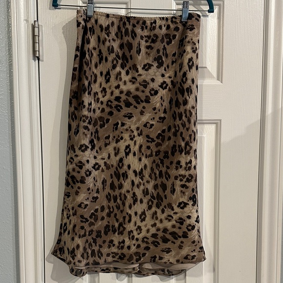 Express Y2K Brown Leopard Midi Pull On Skirt Animal Print Women’s Medium Casual - Picture 1 of 6